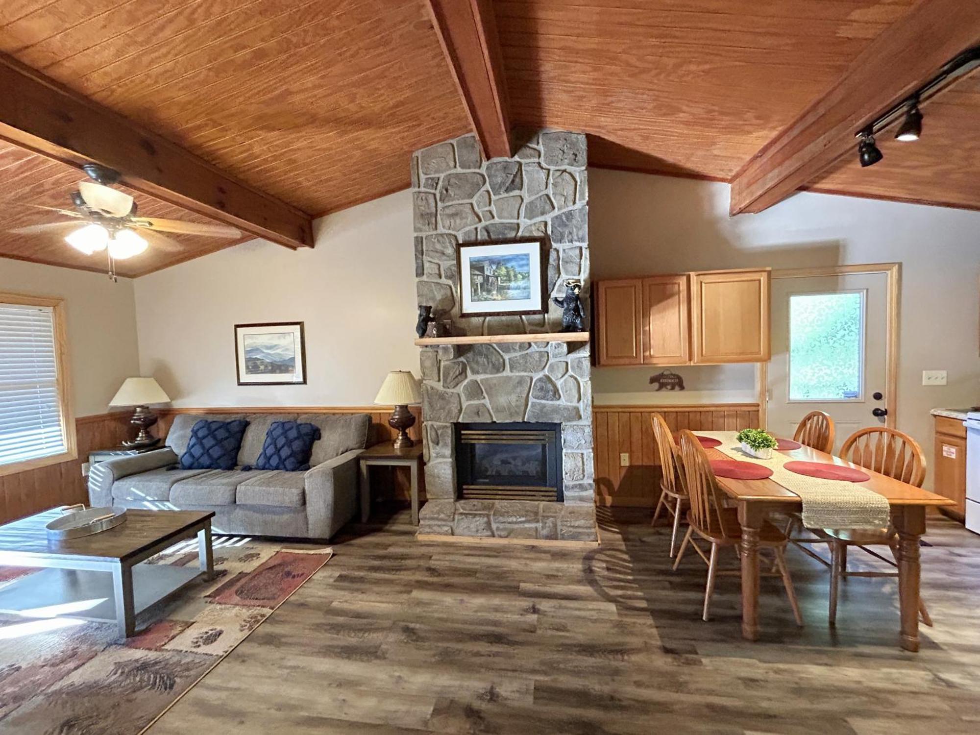 Villa On Dolly Time 1 Mile From Dollywood Pigeon Forge Exterior foto