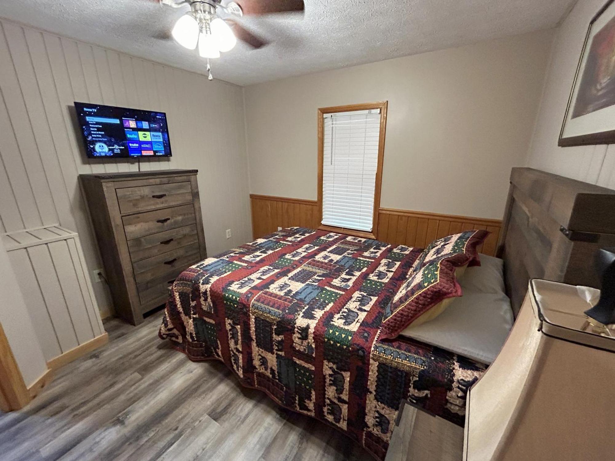 Villa On Dolly Time 1 Mile From Dollywood Pigeon Forge Exterior foto