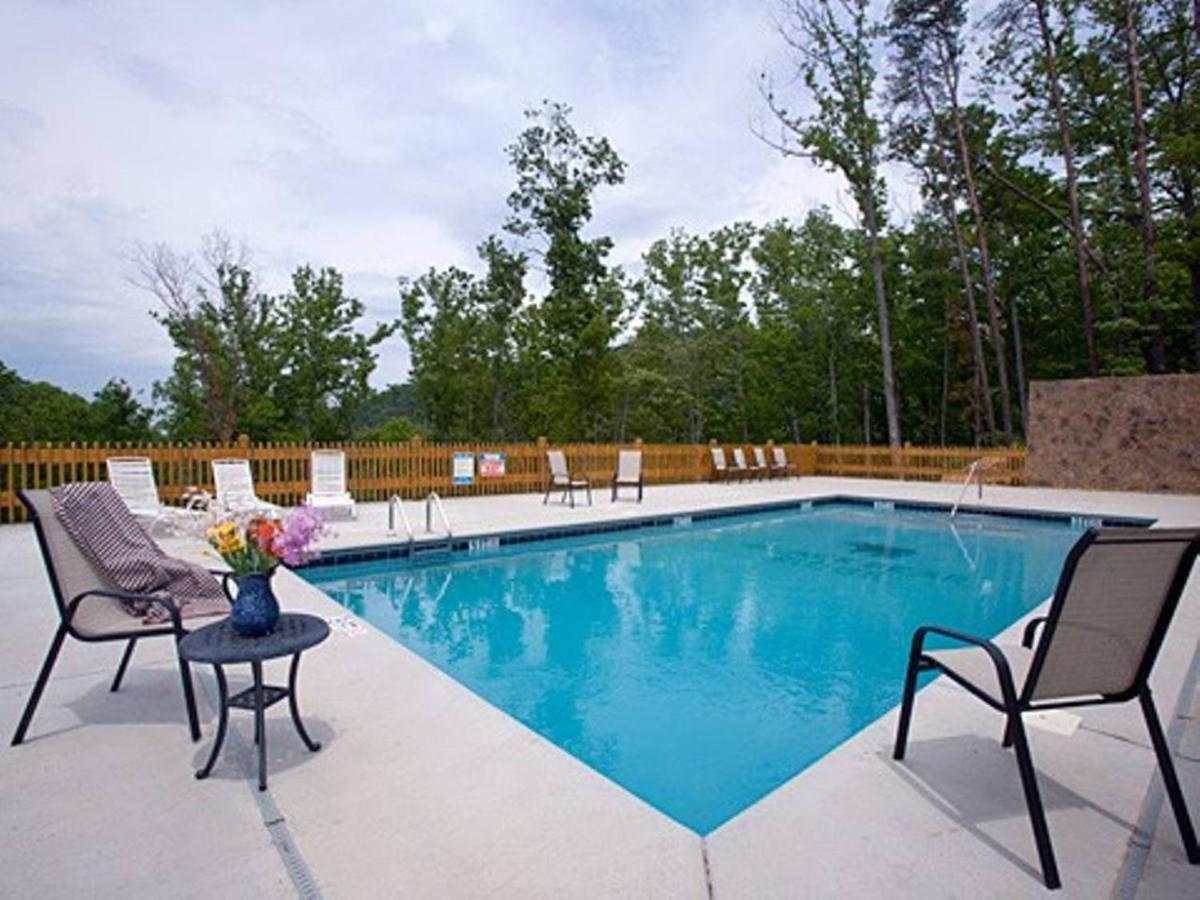Villa On Dolly Time 1 Mile From Dollywood Pigeon Forge Exterior foto